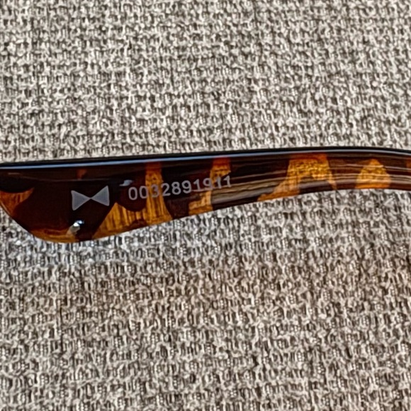 LC Lauren Conrad Oversized Square Sunglasses - Picture 5 of 5